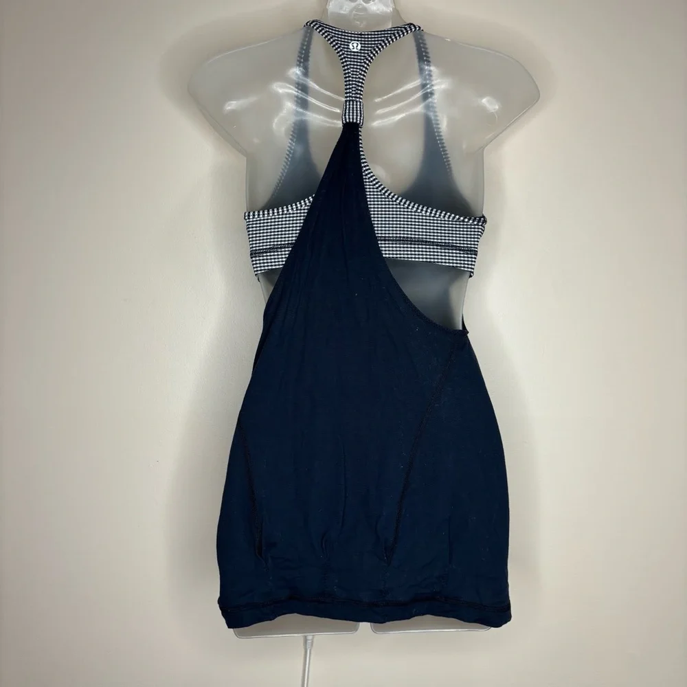 Lululemon Racerback navy blue tank top with sports bra size 4